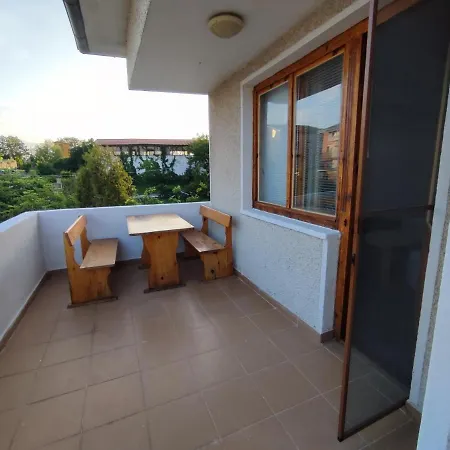 Guest house Longoz Bliznatsi